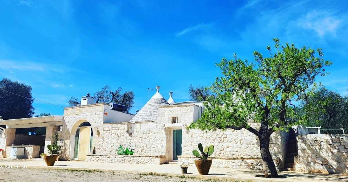 Trullo Emmaus Villa San Michele Salentino Esterno foto